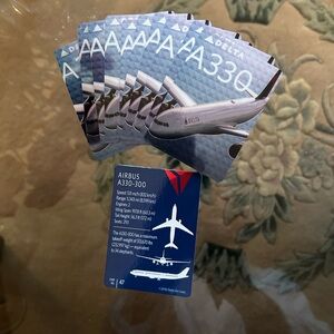 Delta Airbus A330-300 Collector Cards